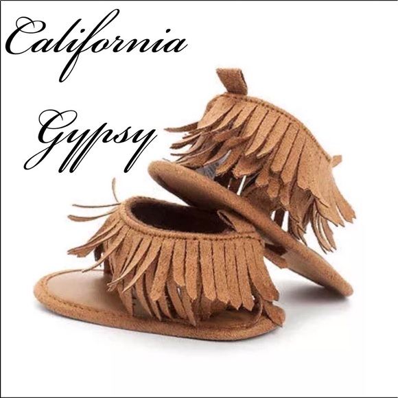 Other - HP🎉 Baby Boho fringe moccasin sandals🌸
